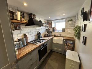 Photo 7- click for photo gallery